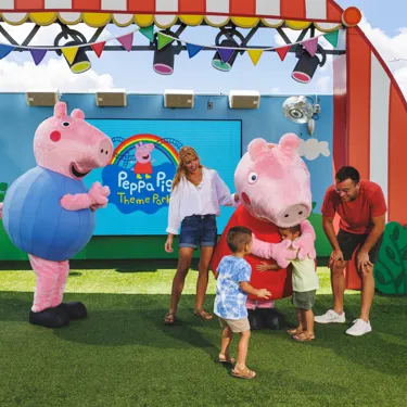 Peppa Meet Greet Family