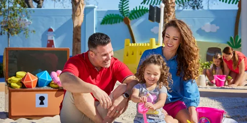 Pirate Island Sand Play at Peppa Pig Theme Park